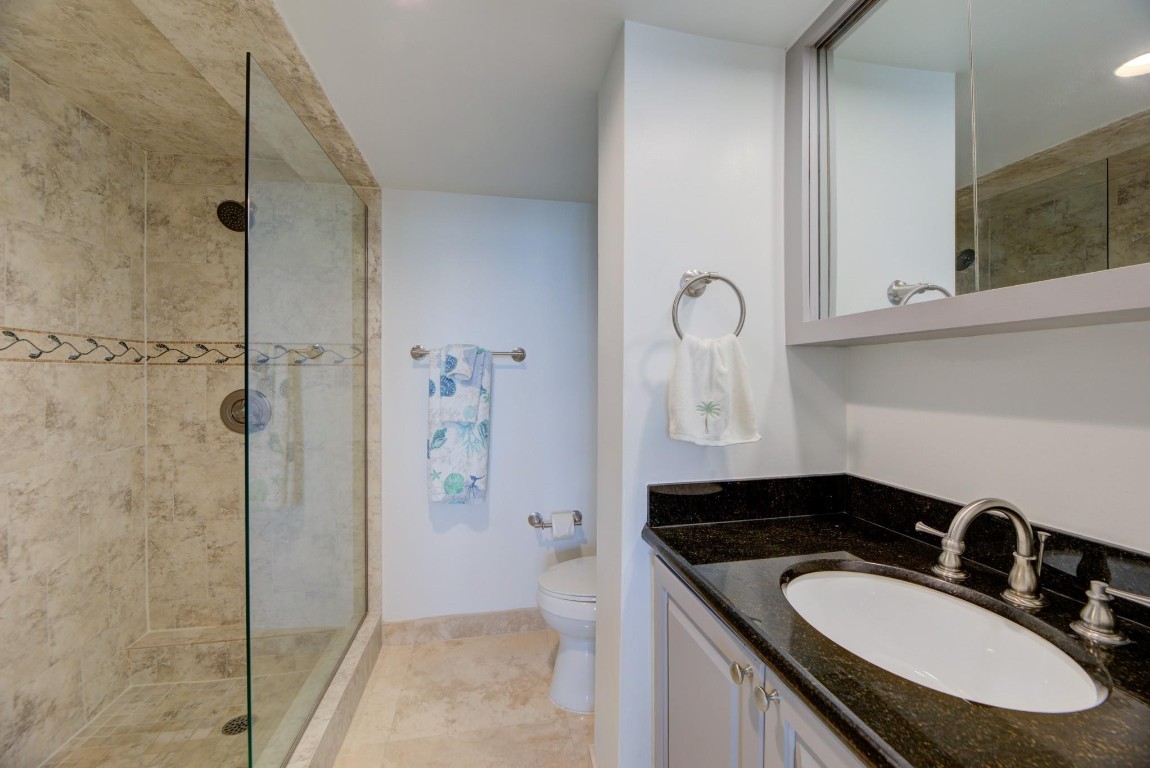 1 Las Olas Circle 1205