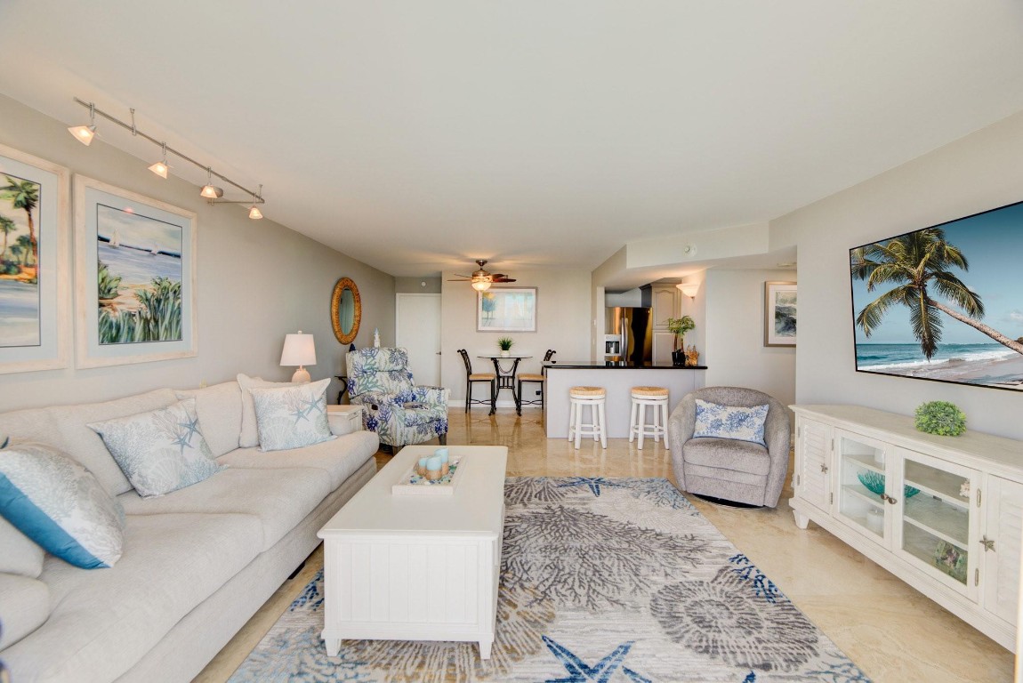 1 Las Olas Circle 1205