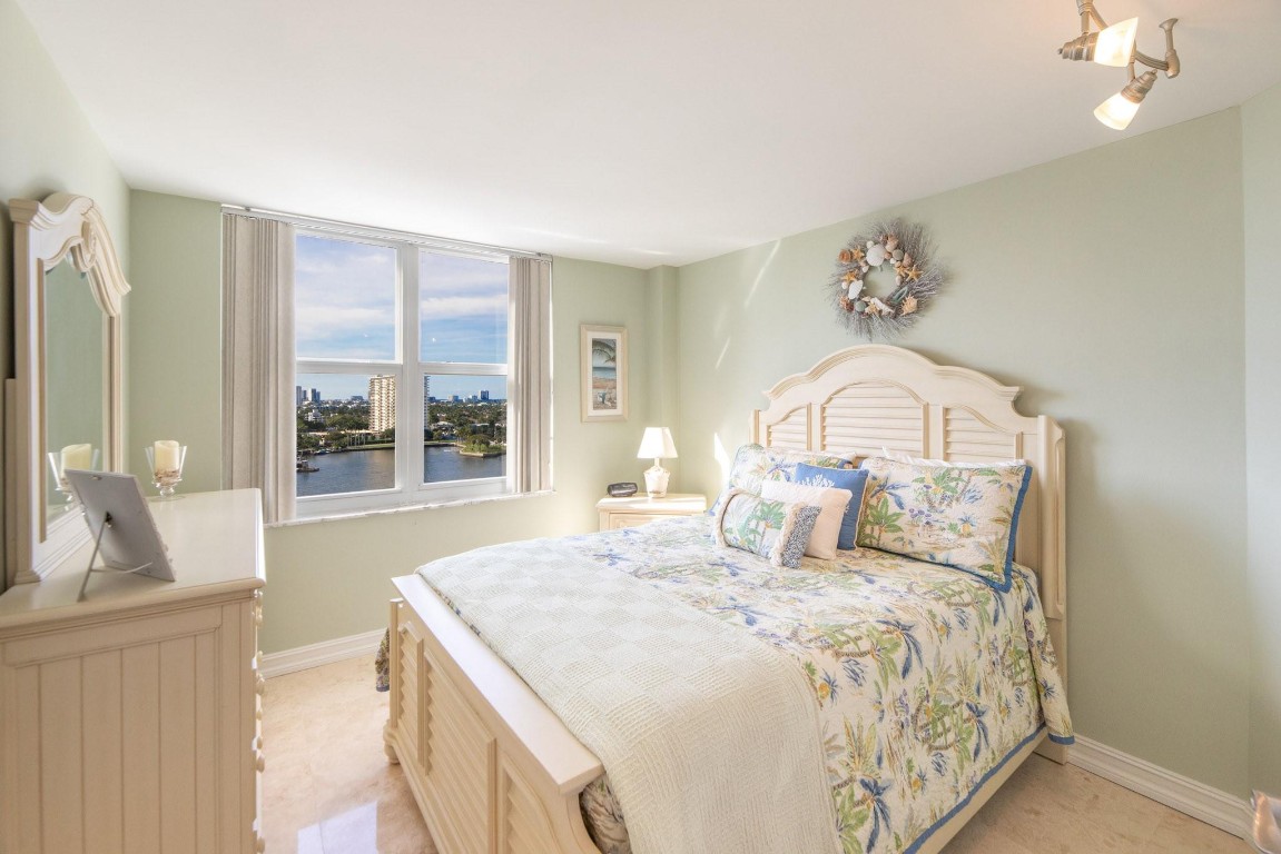 1 Las Olas Circle 1205