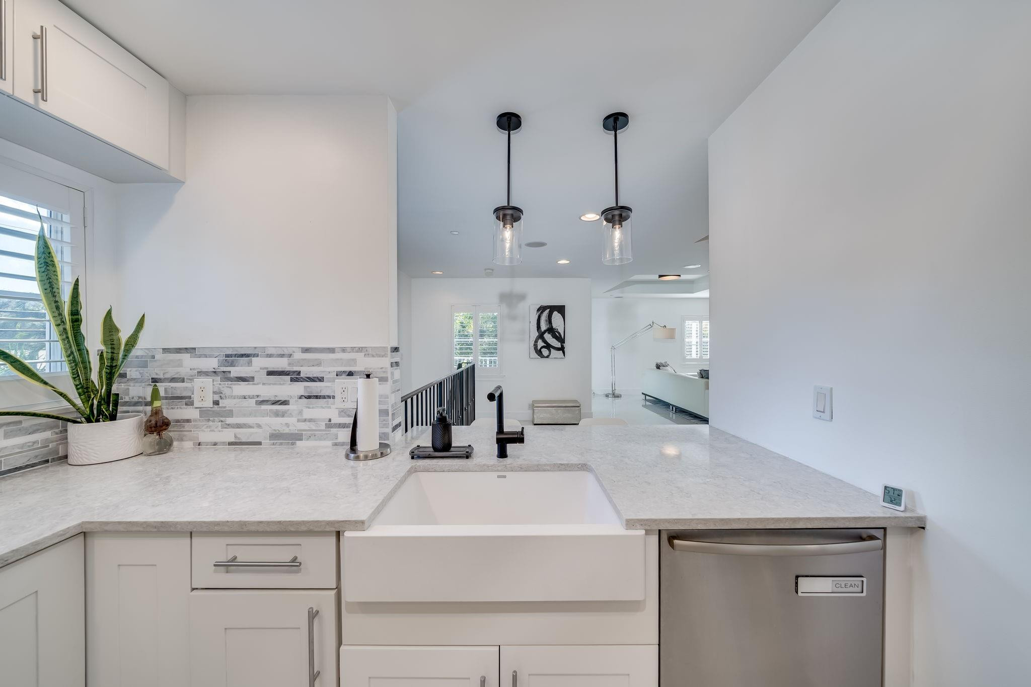 1112 NE 17th Way 1112