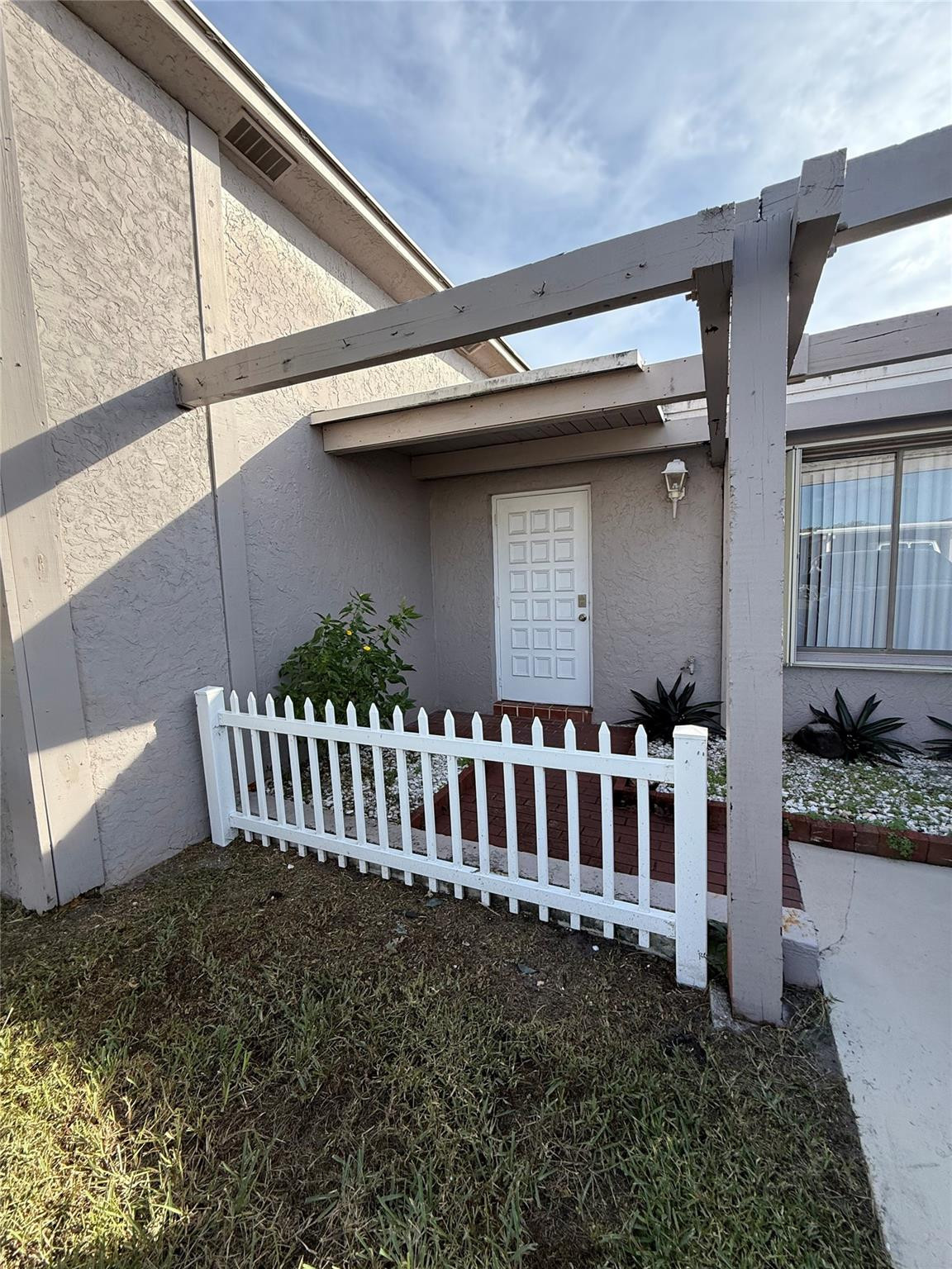 14838 Wildflower Ln 14838