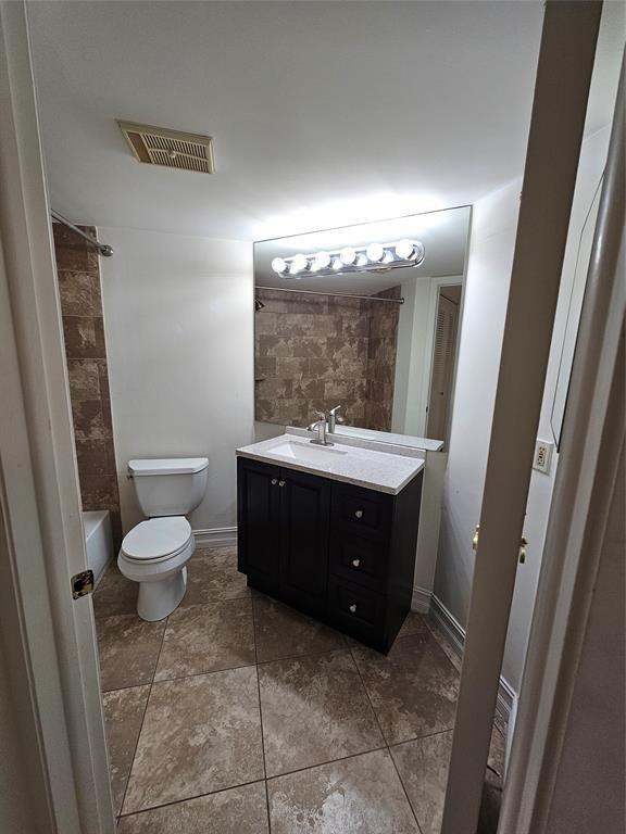 5583 Courtyard Dr 5583