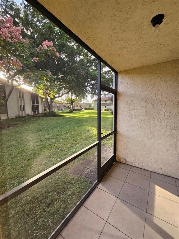5583 Courtyard Dr 5583