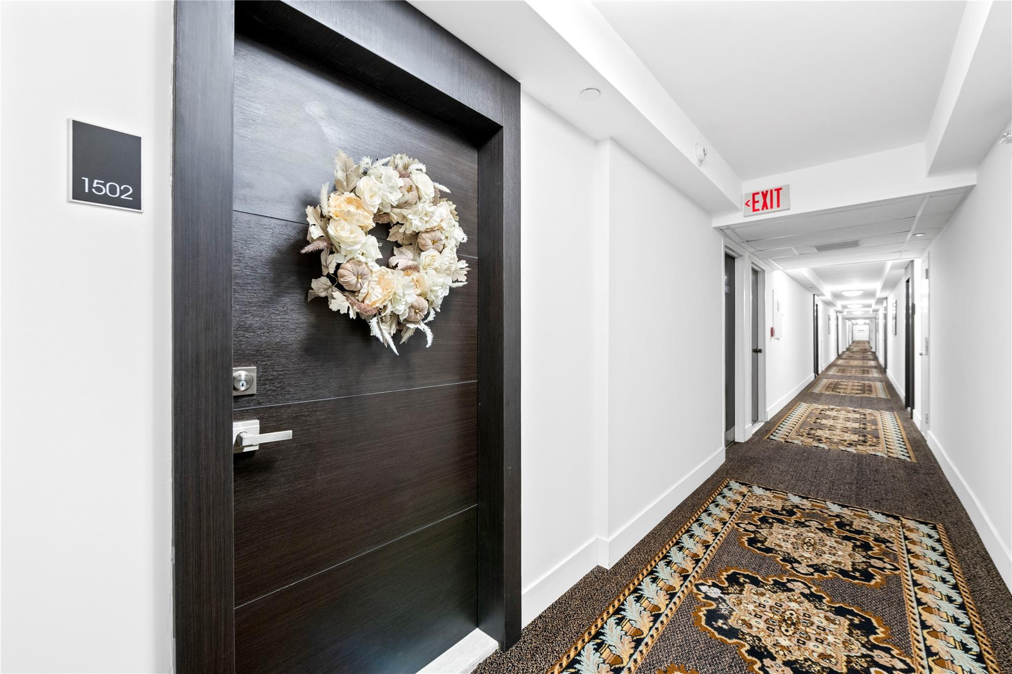 2801 NE 183rd St 1502W