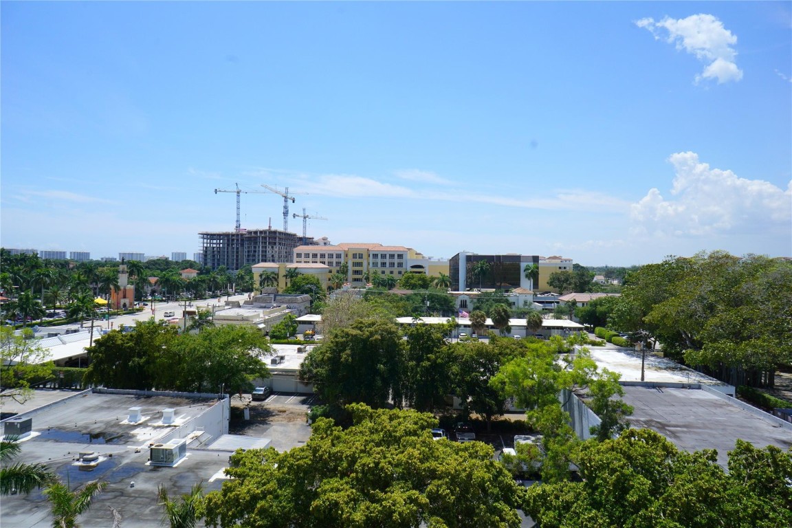 233 S Federal Hwy 312