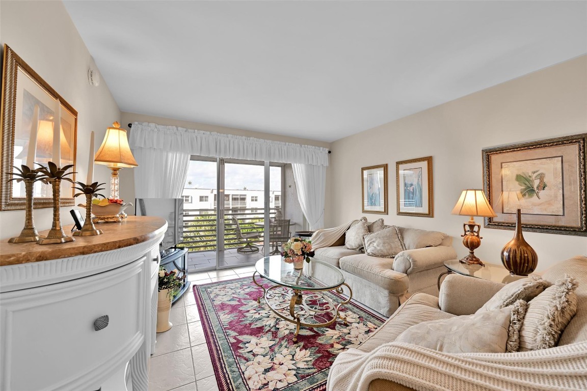 1541 S Ocean Blvd 419