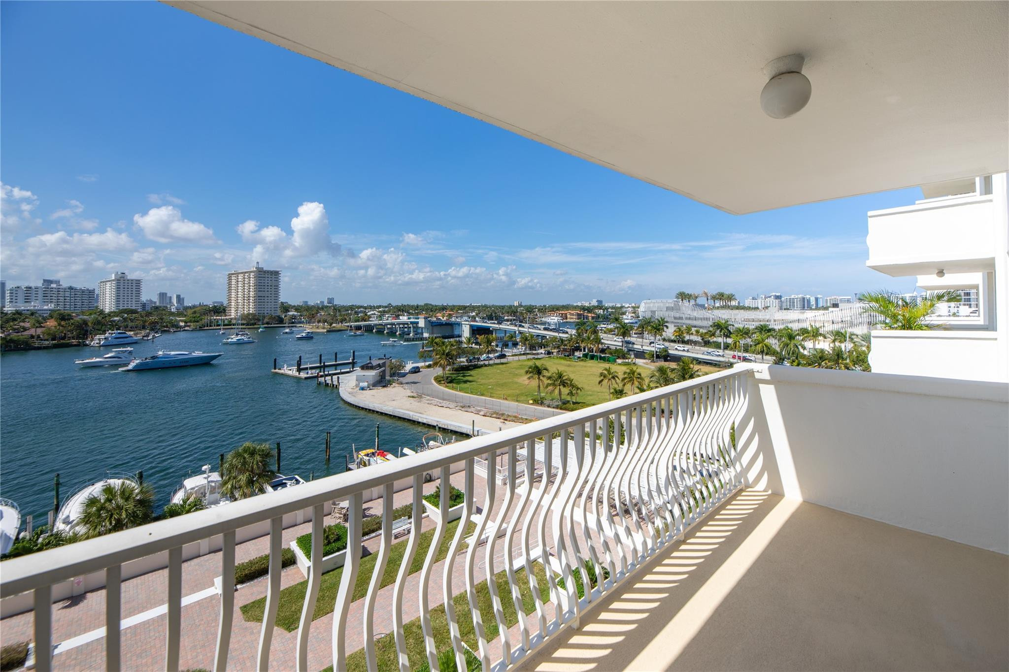 1 Las Olas Circle 605