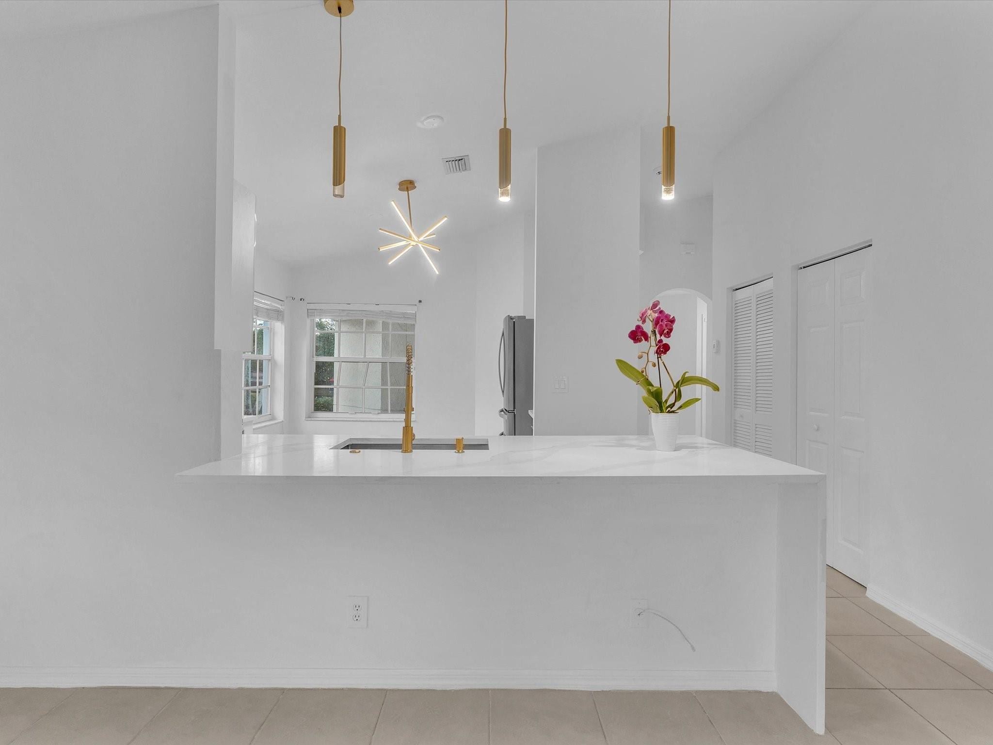 5057 S La Sedona Cir 5057