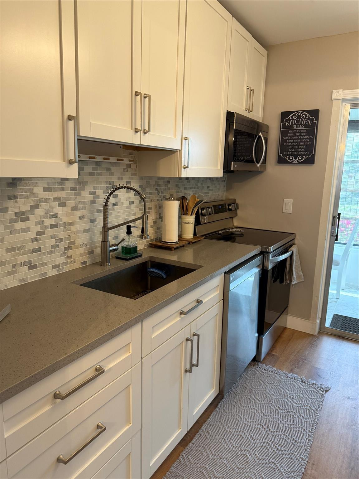 22 Abbey Ln 205