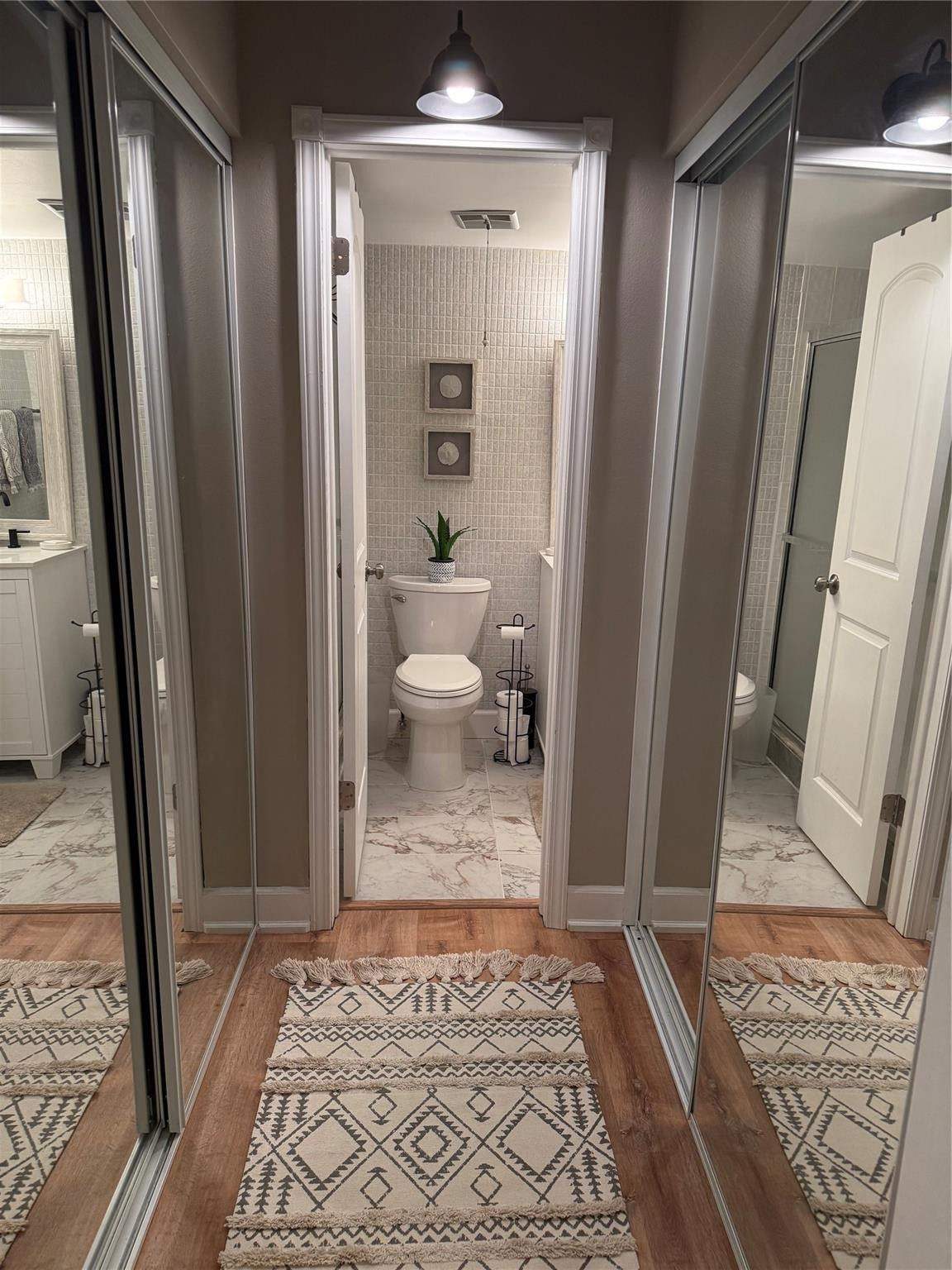 22 Abbey Ln 205