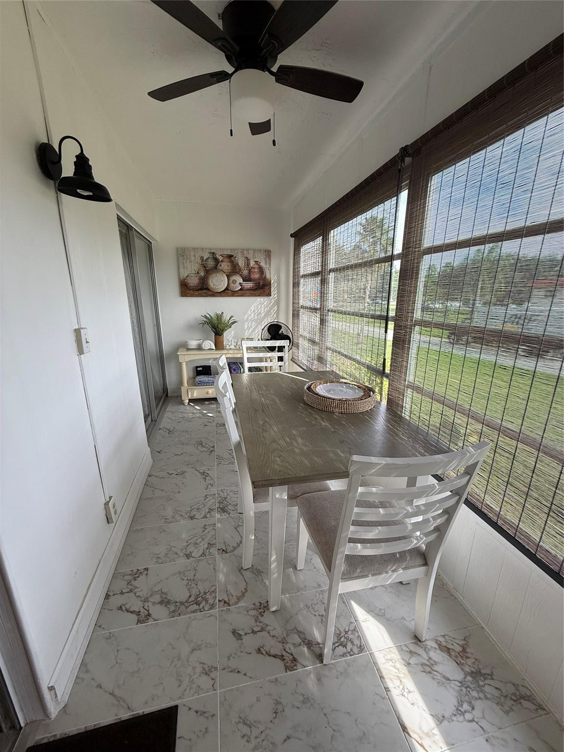 22 Abbey Ln 205