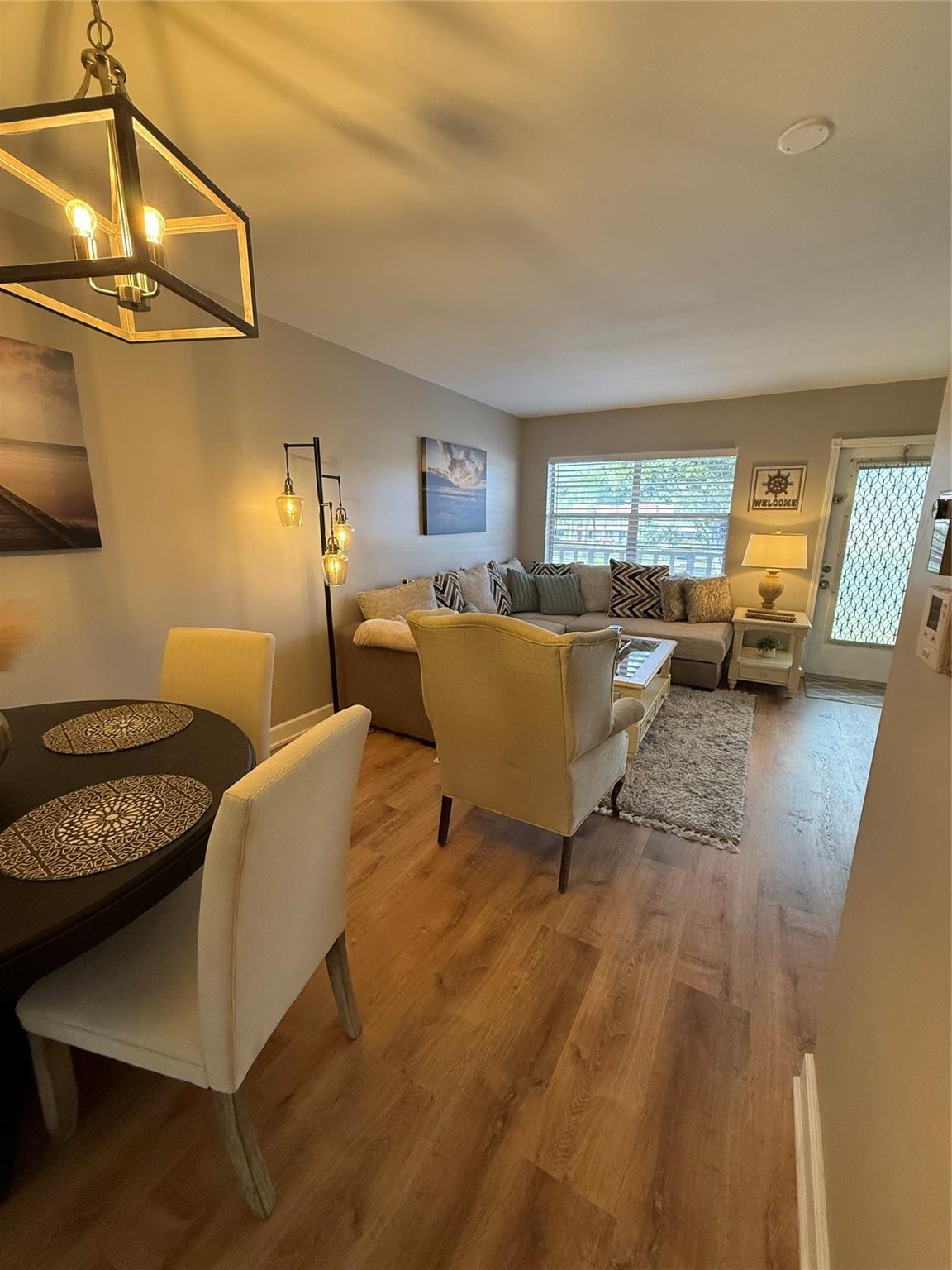 22 Abbey Ln 205