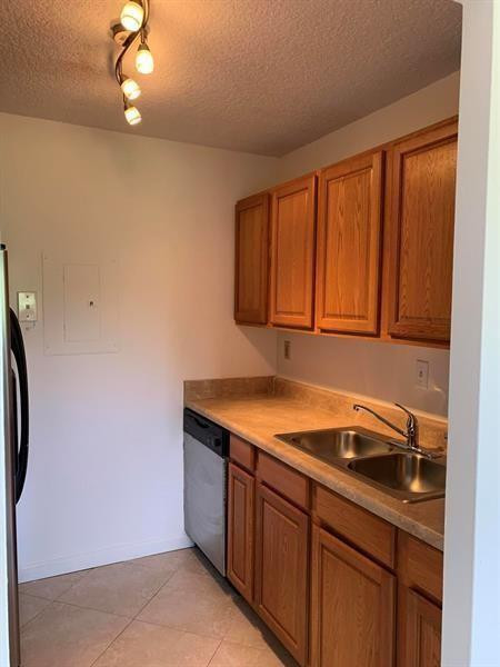 1089 Benoist Farms Road 202