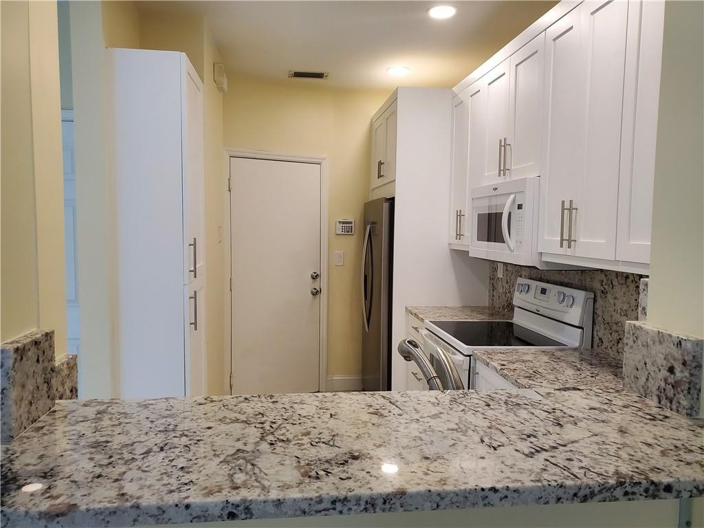 3569 Santa Fe Pl