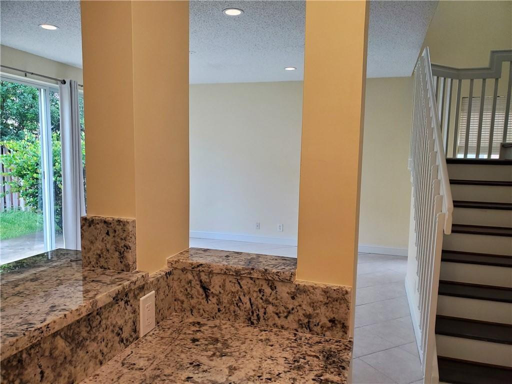 3569 Santa Fe Pl