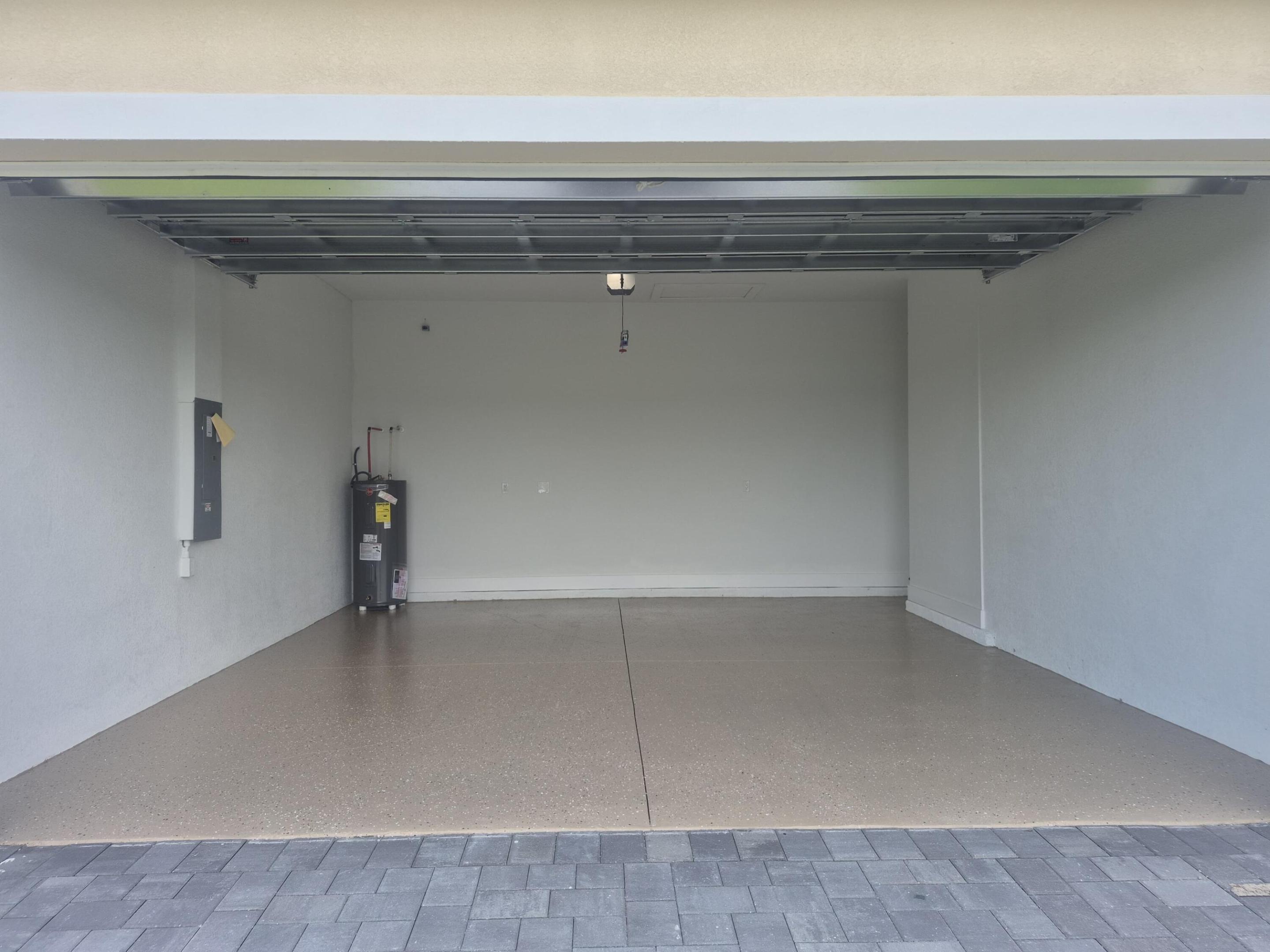 546 Pachman Cir