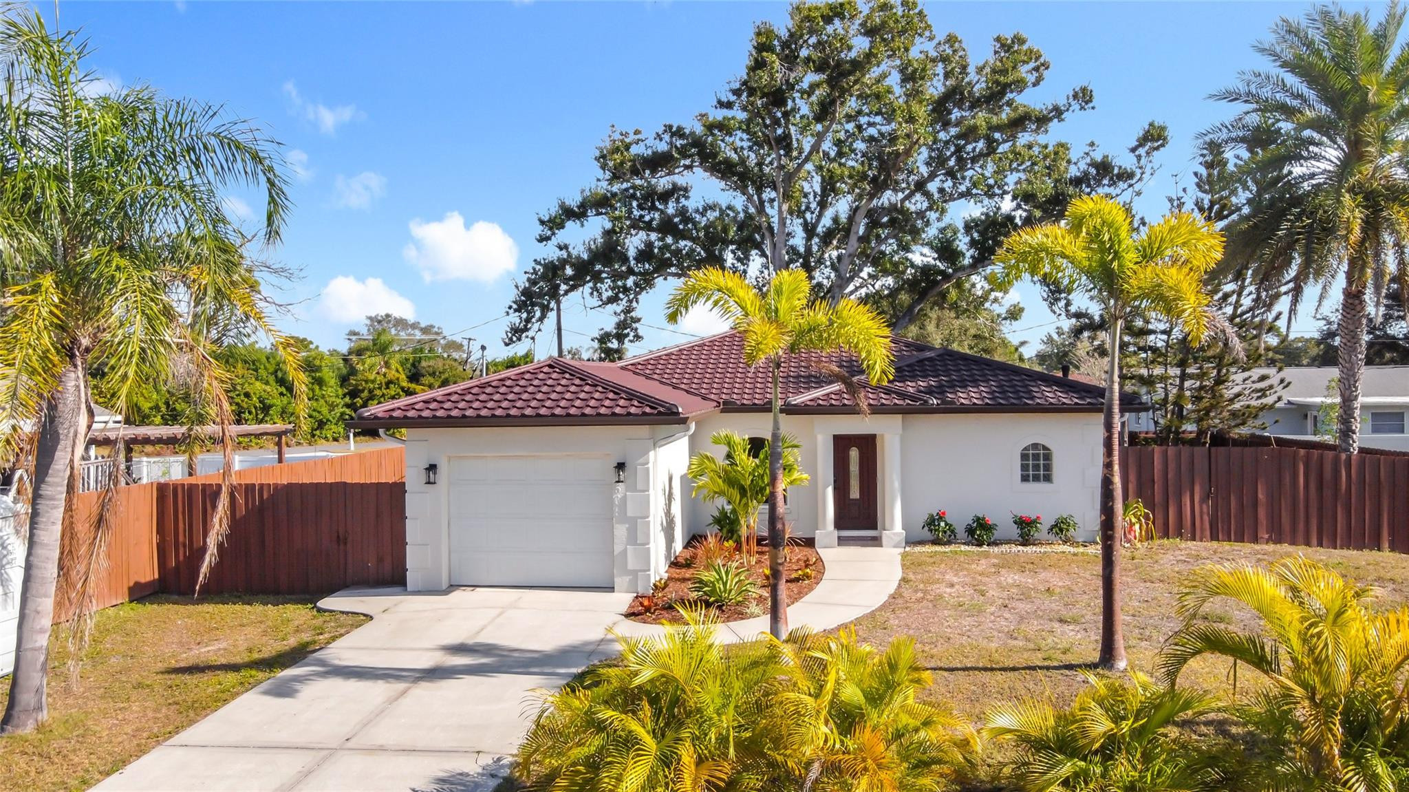 2565 Englewood Road, Venice