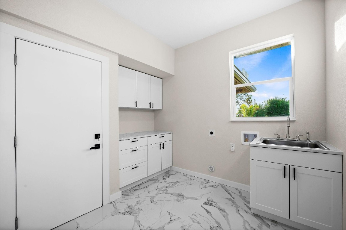 1371 Cumberland Road, Venice