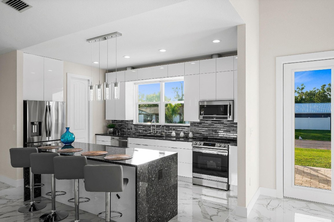 1371 Cumberland Road, Venice