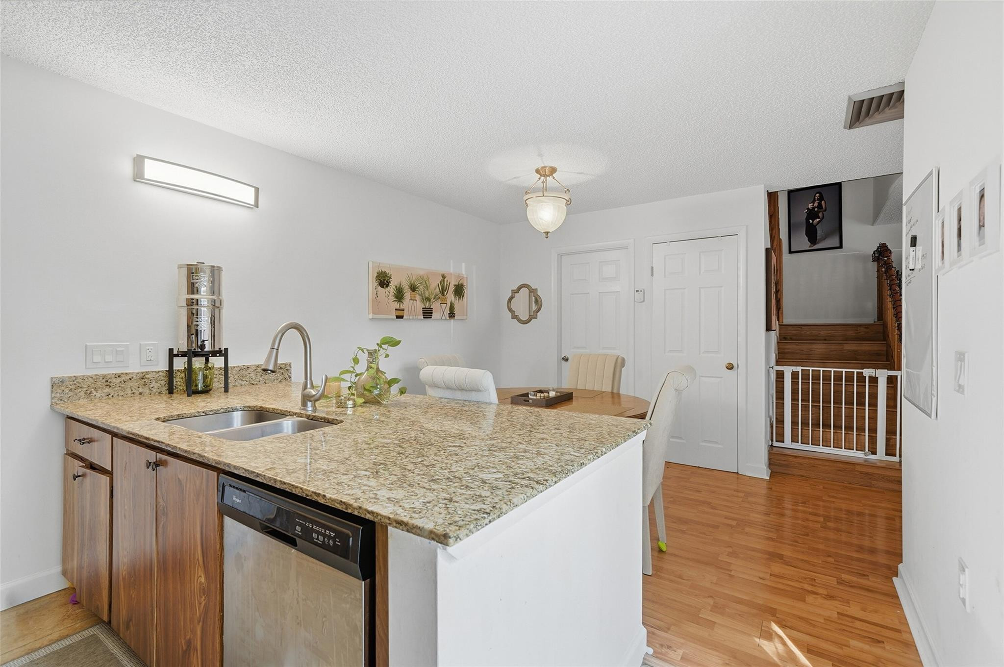 9142 SW 23rd Street D, Davie Unit: D