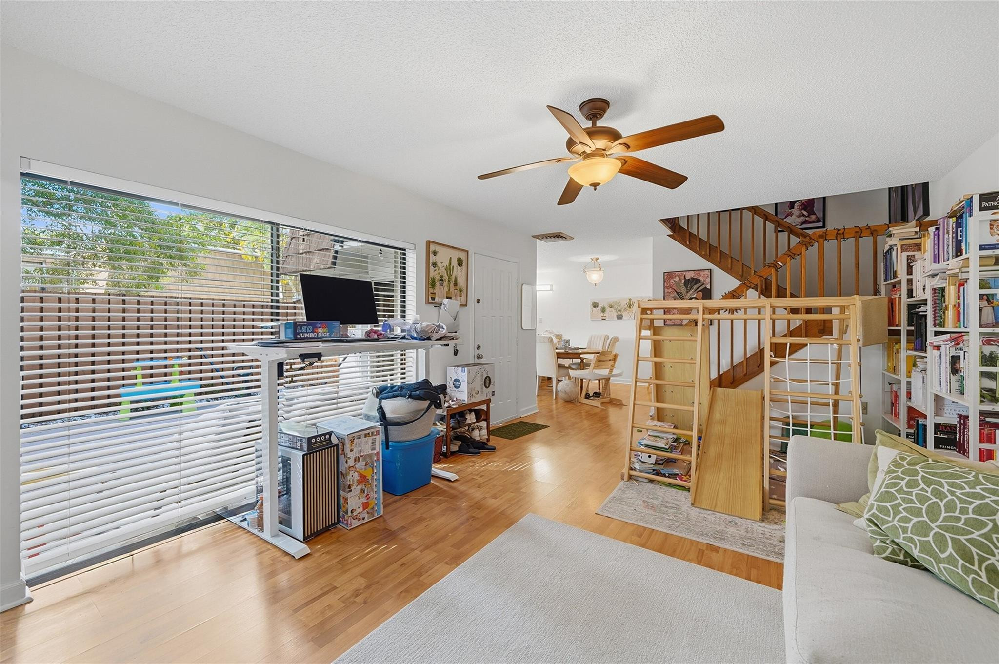 9142 SW 23rd Street D, Davie Unit: D