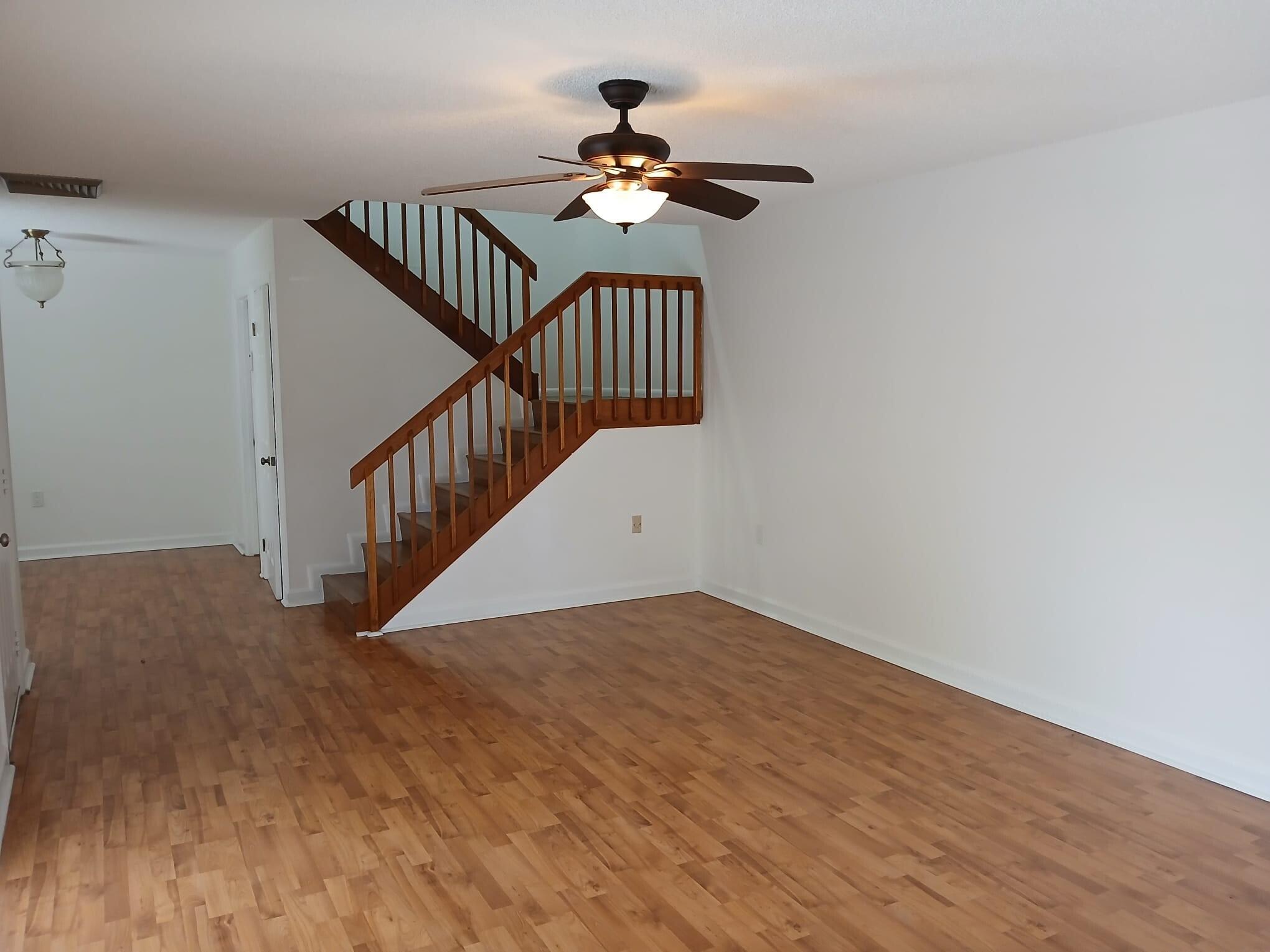 9142 SW 23rd Street D, Davie Unit: D
