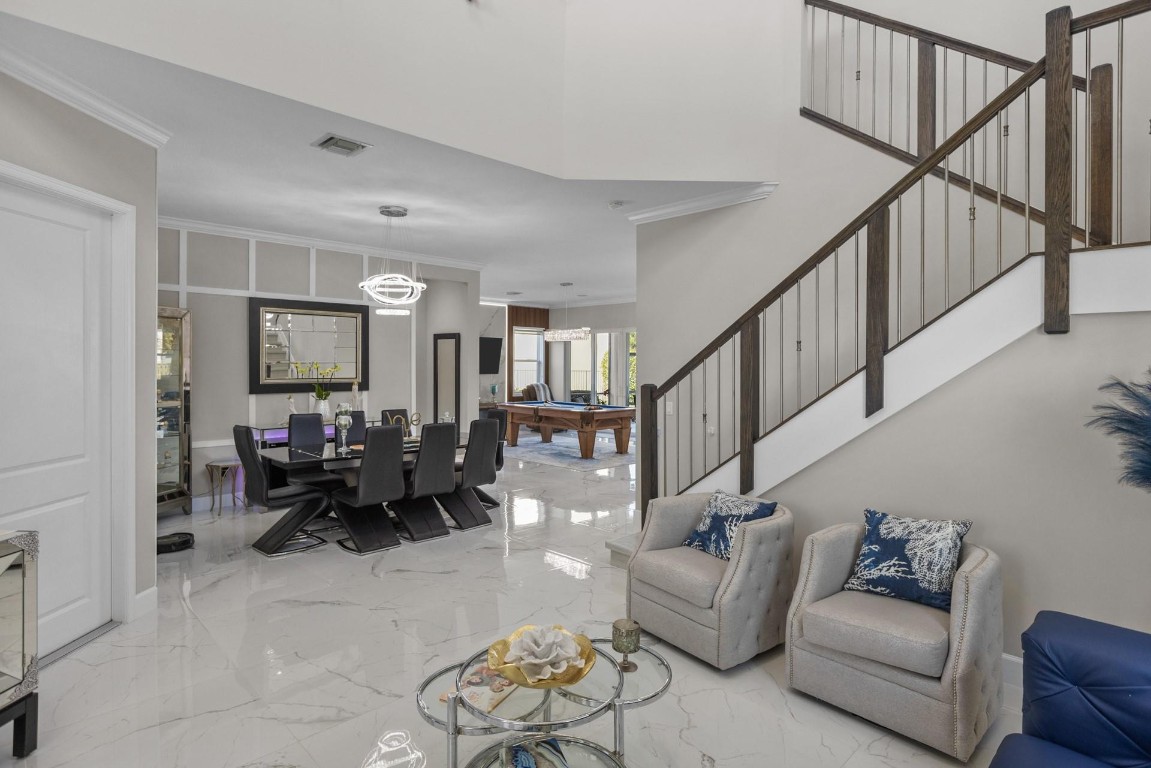 16029 Whippoorwill Circle, Westlake