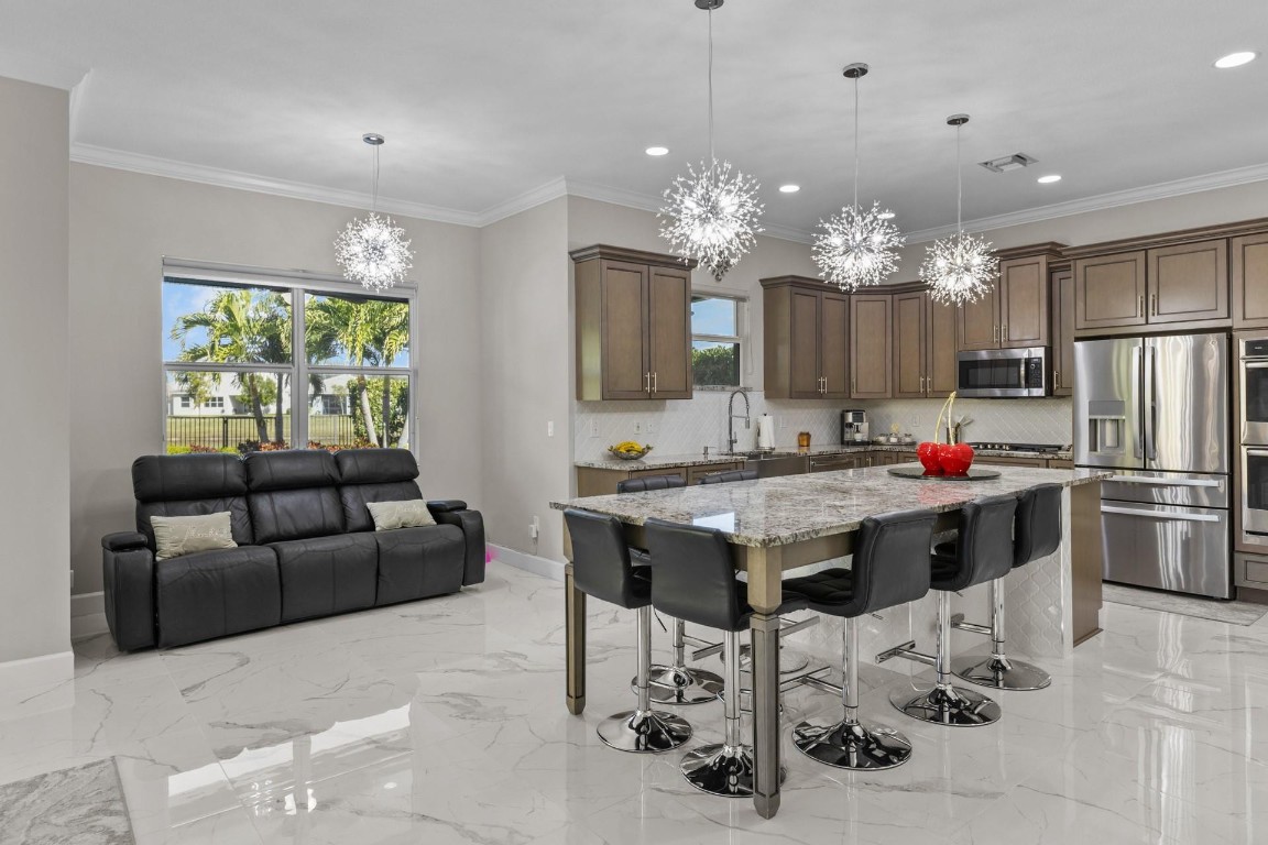 16029 Whippoorwill Circle, Westlake