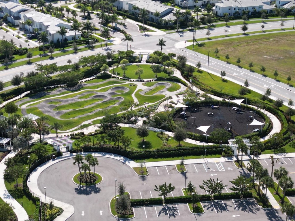 16029 Whippoorwill Circle, Westlake