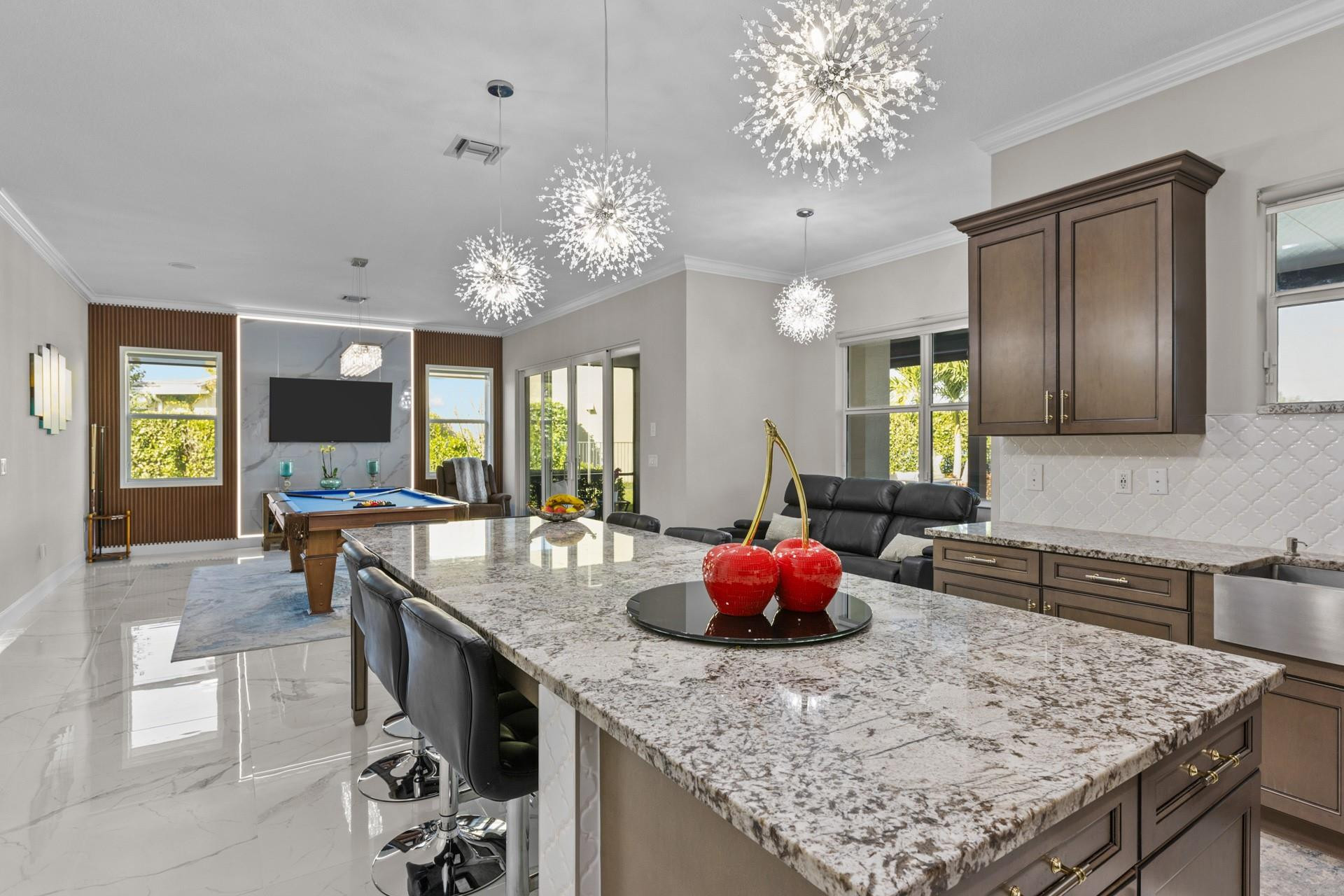 16029 Whippoorwill Circle, Westlake