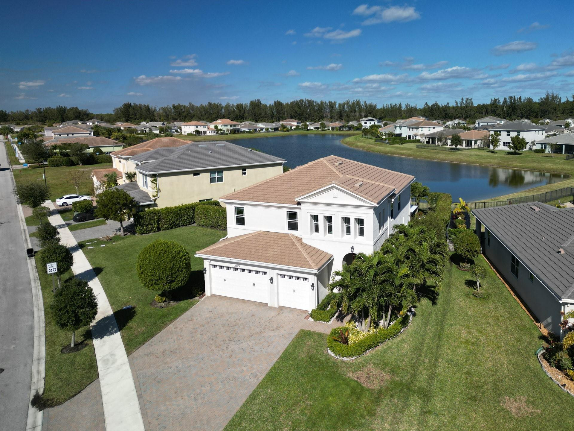 16029 Whippoorwill Circle, Westlake
