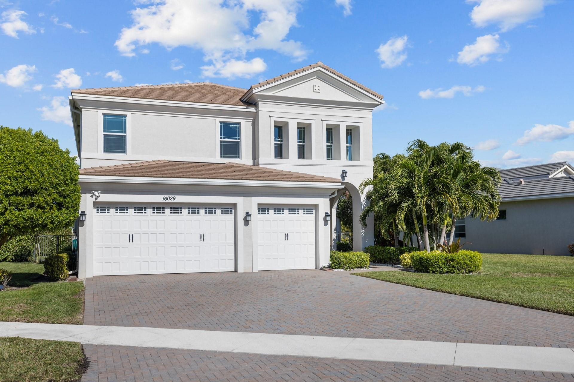 16029 Whippoorwill Circle, Westlake