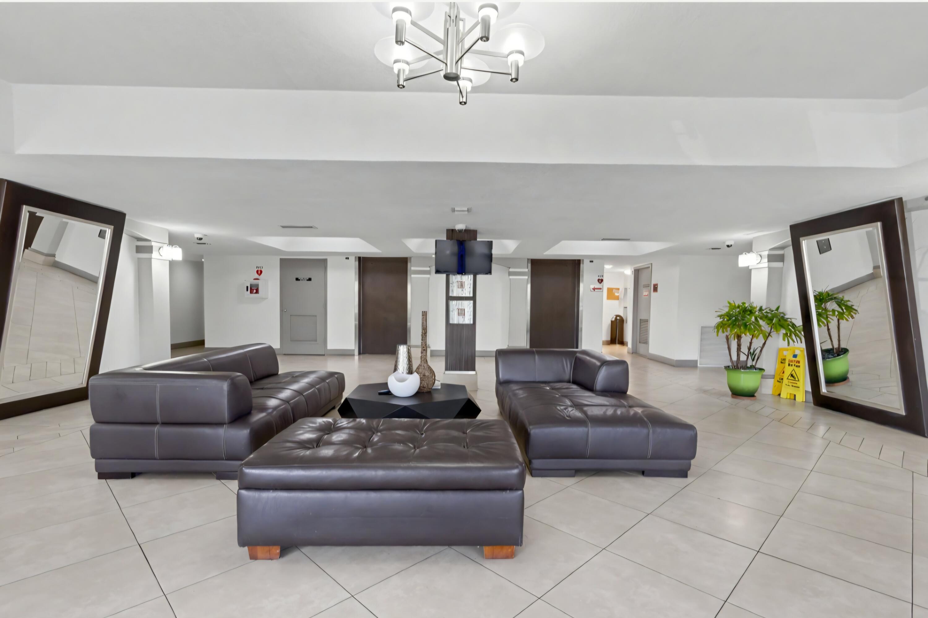 701 NW 19th Street 401