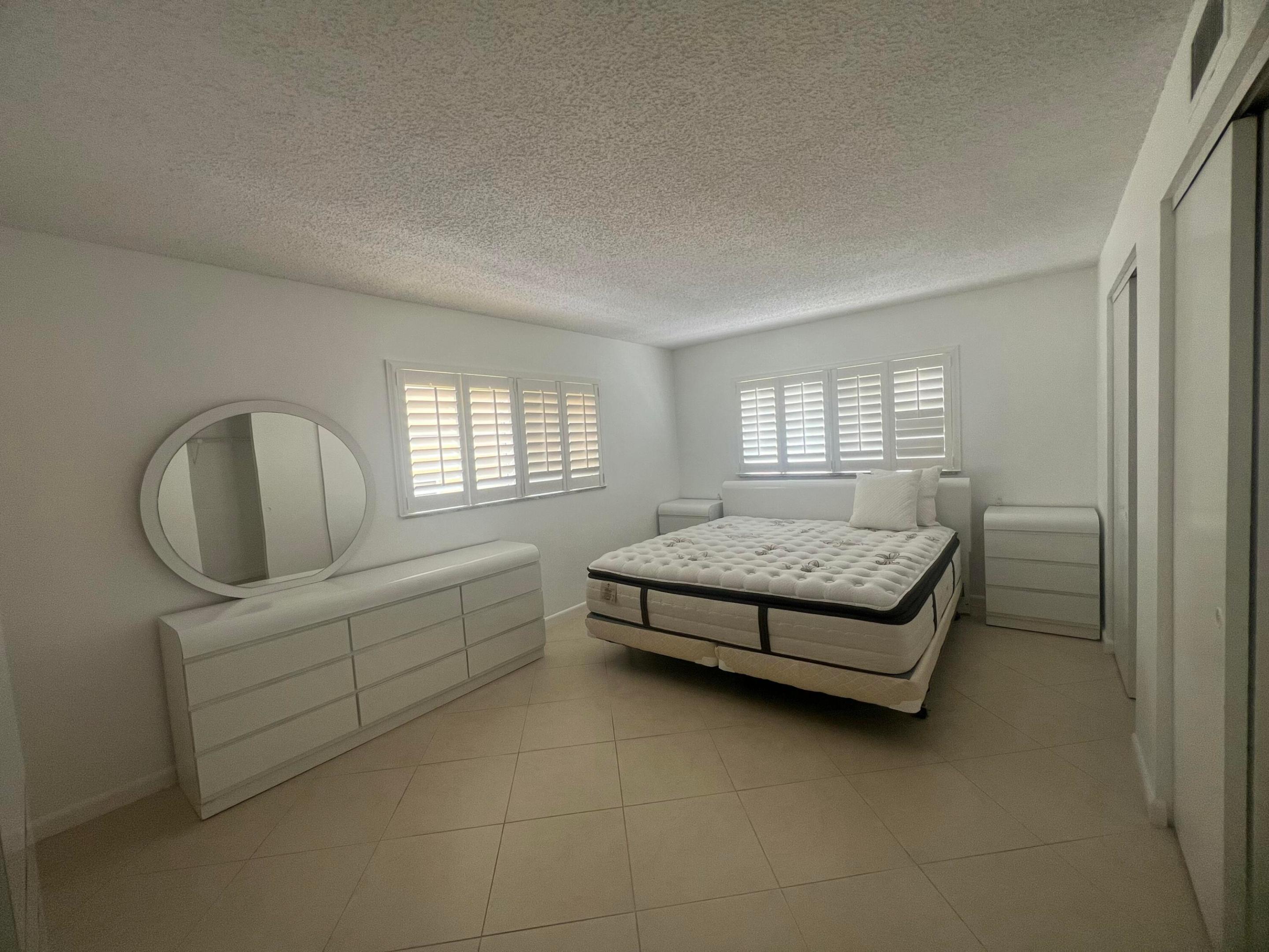 2615 NE 3rd Court 213