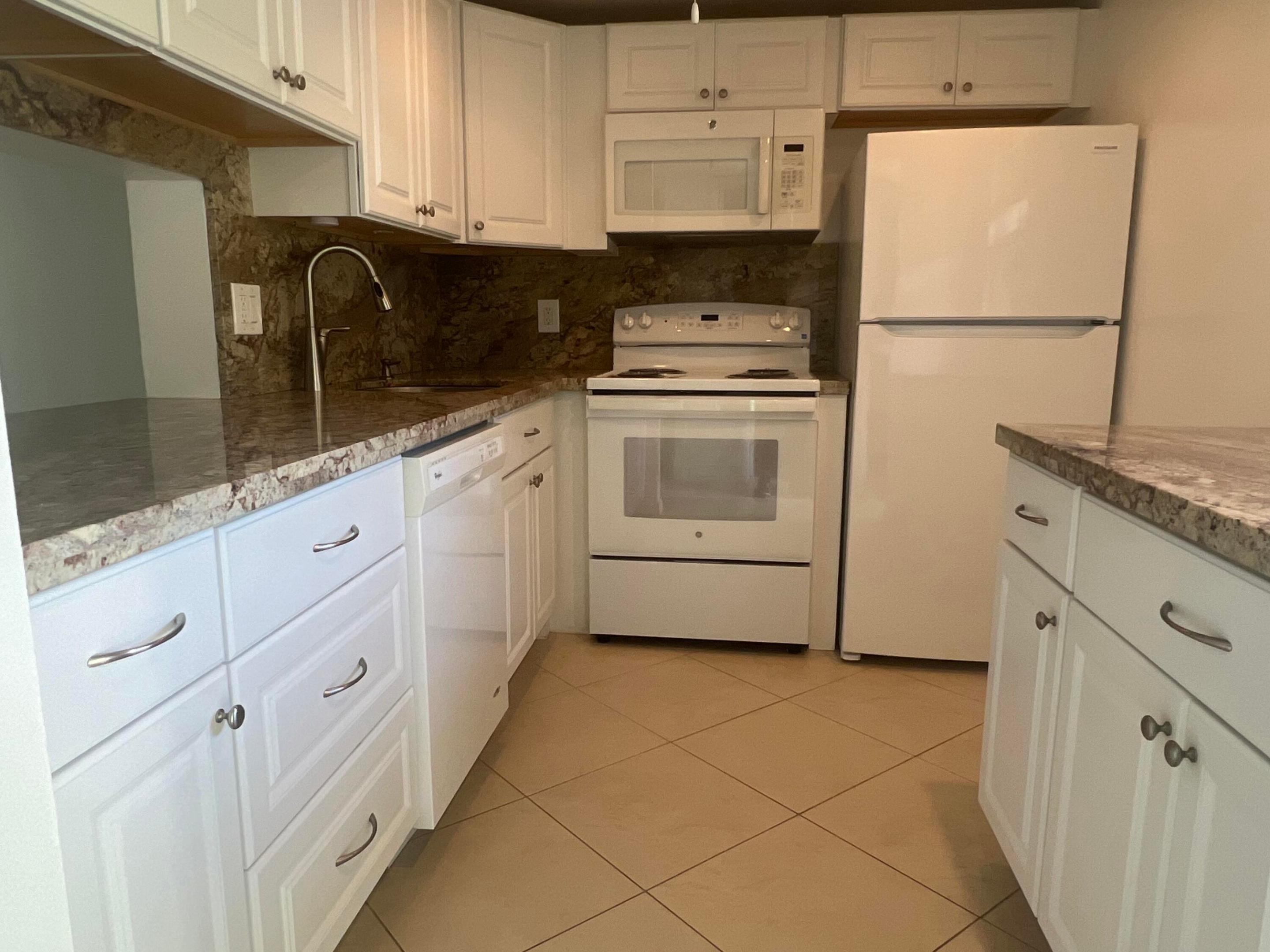 2615 NE 3rd Court 213