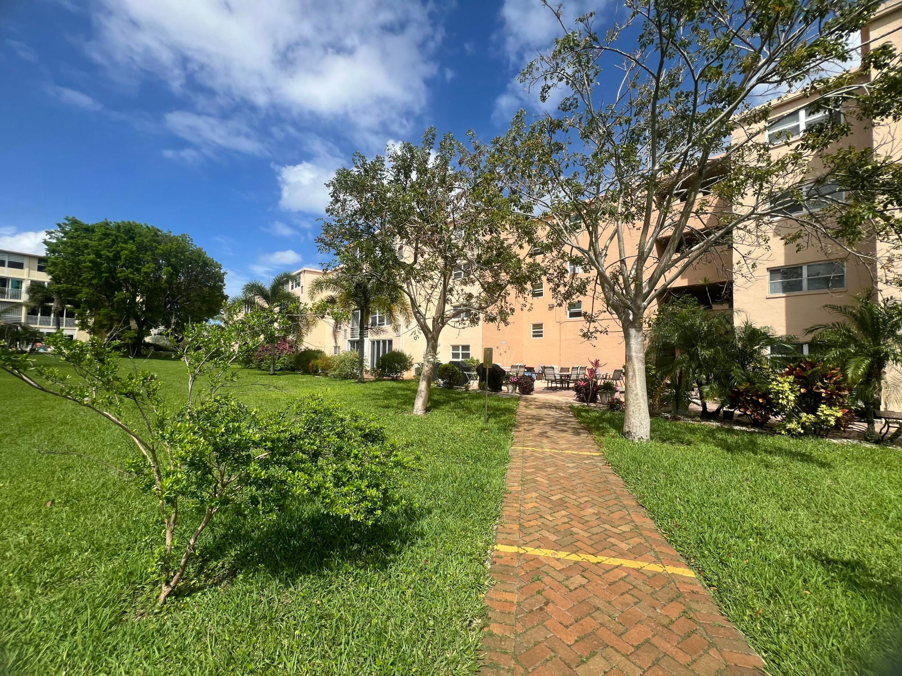 2615 NE 3rd Court 213