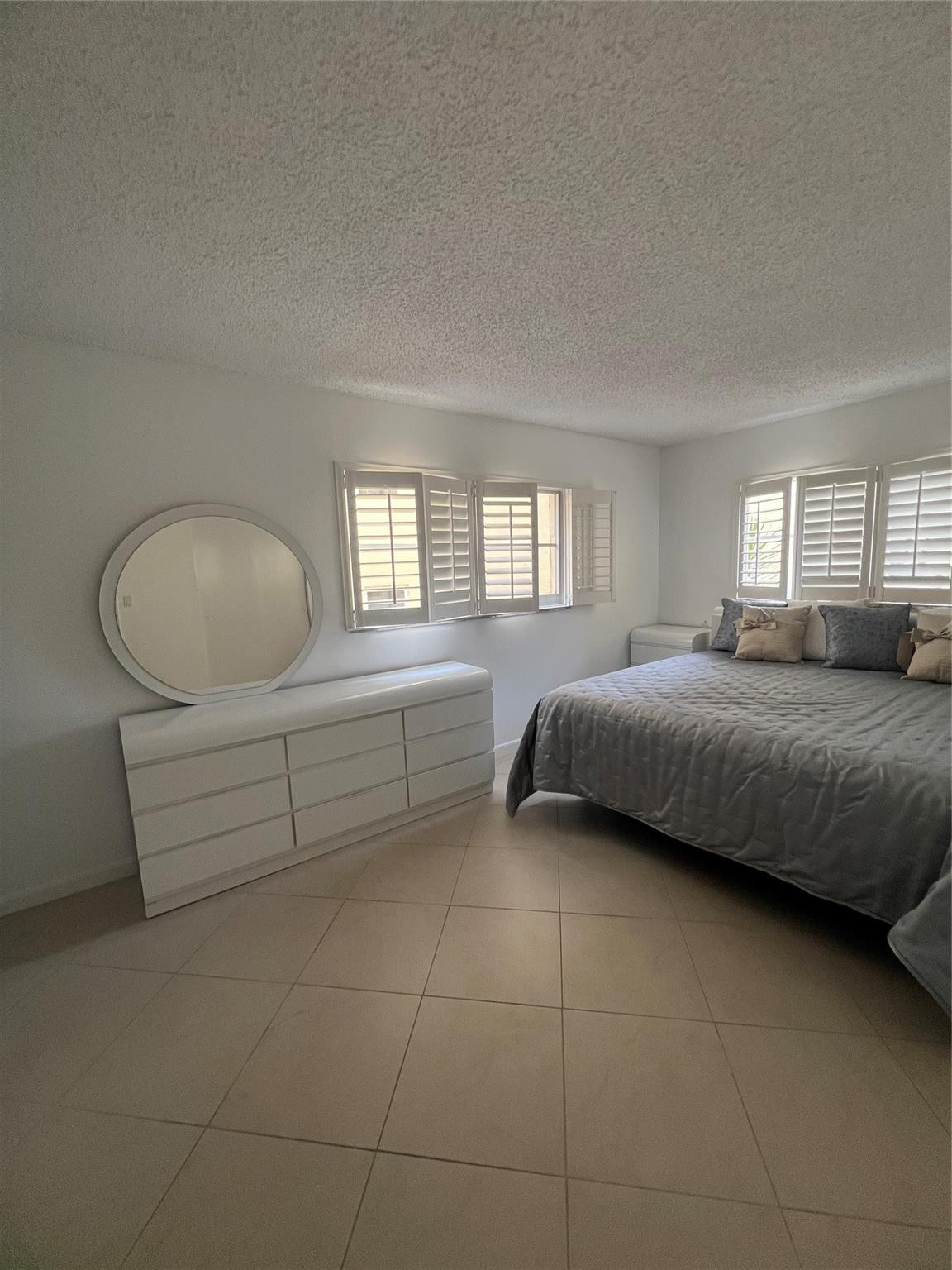 2615 NE 3rd Court 213
