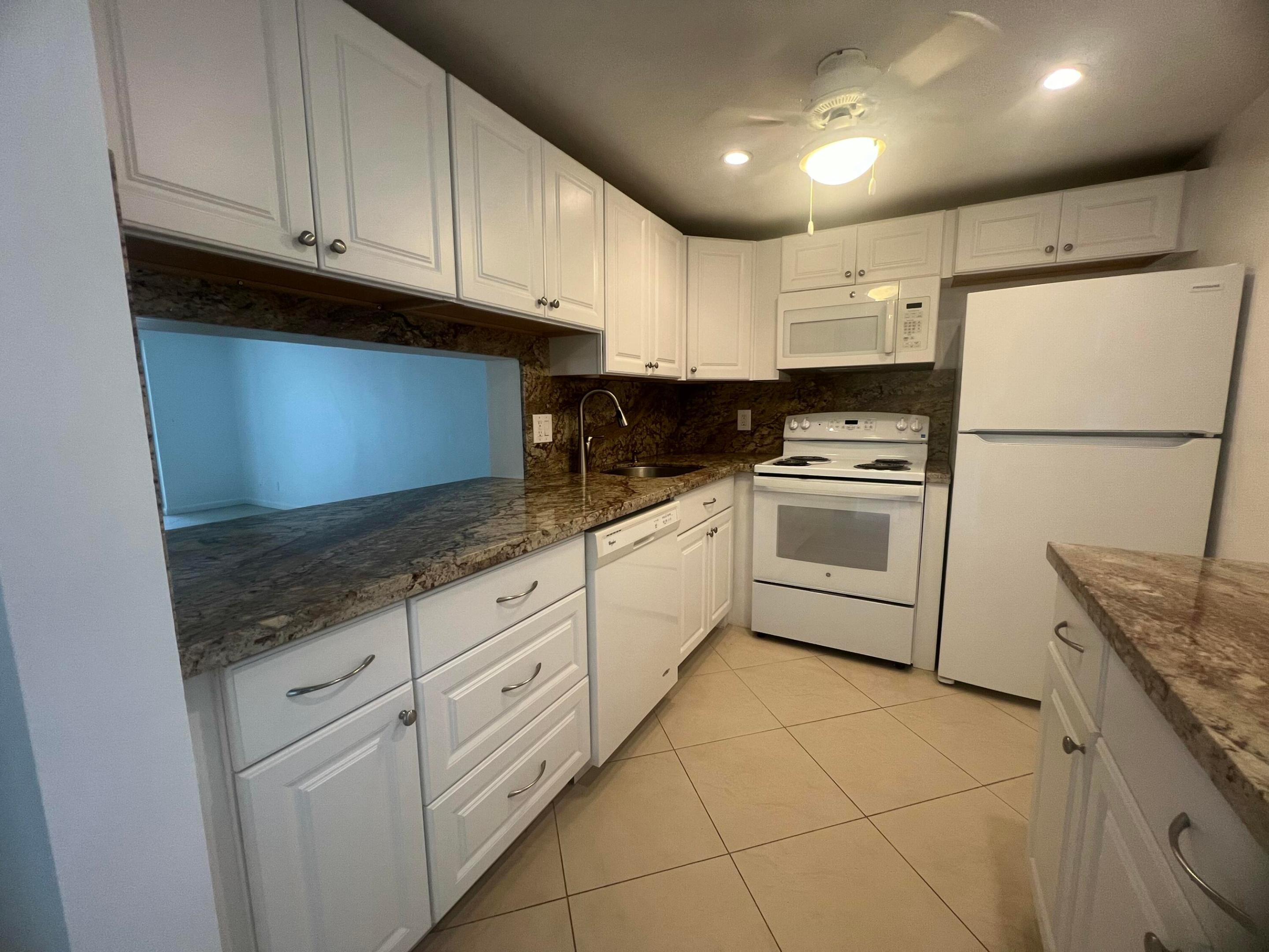 2615 NE 3rd Court 213