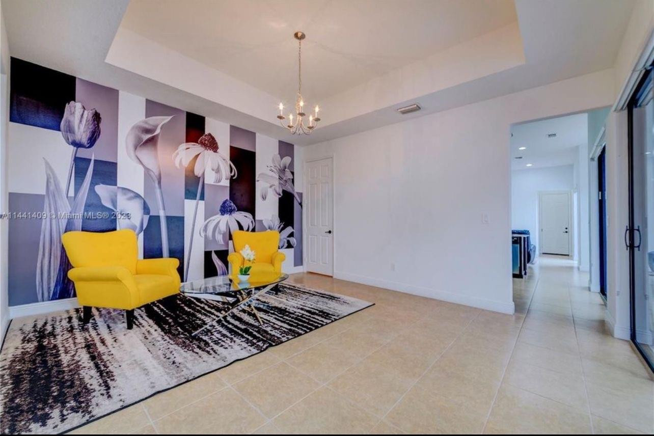 8362 NW 39th Court