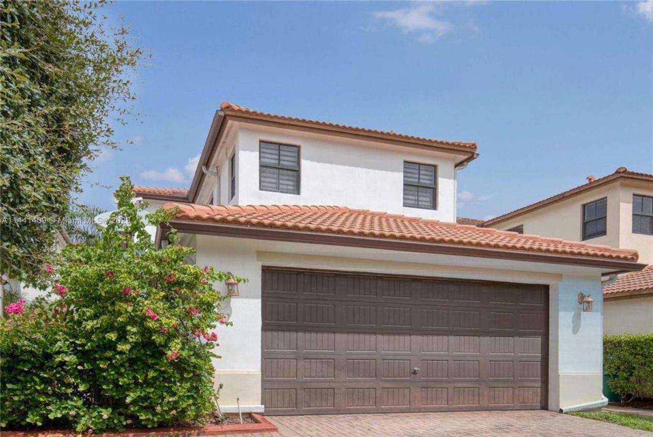 8362 NW 39th Court