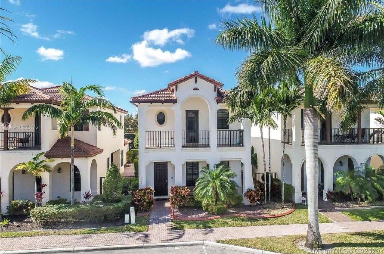 8362 NW 39th Court