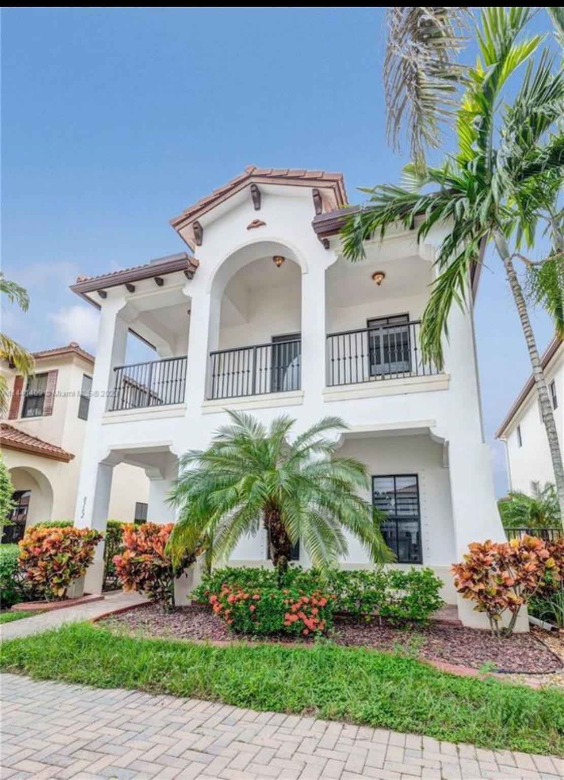 8362 NW 39th Court