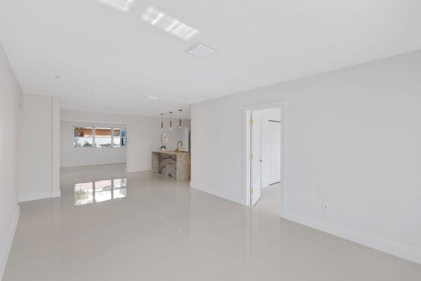 3349 El Vedado Court