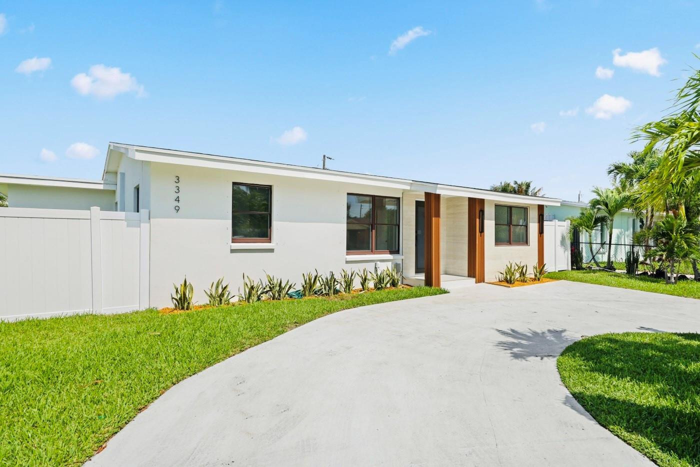 3349 El Vedado Court