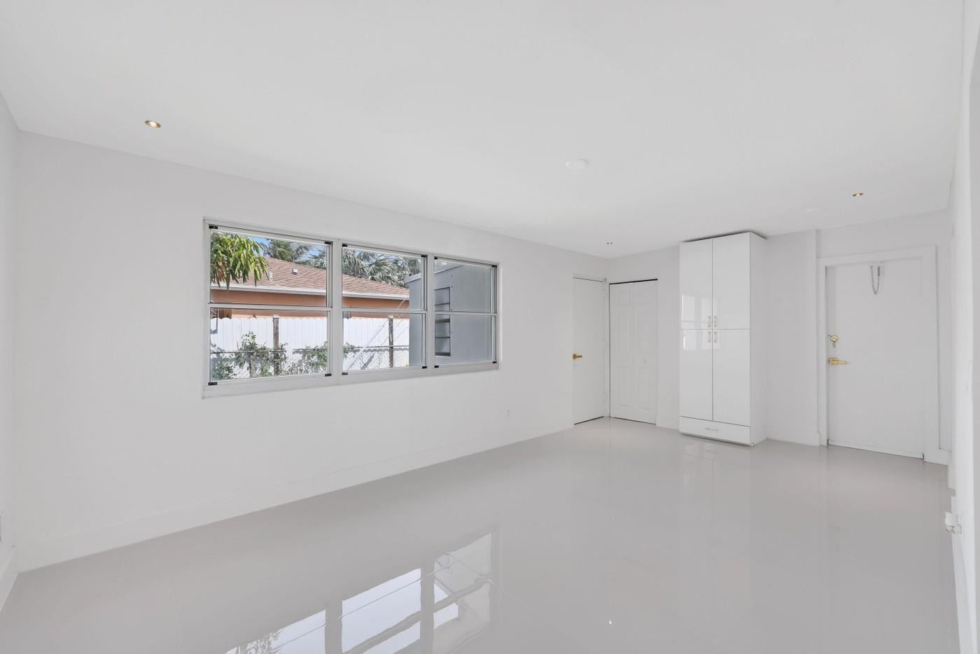 3349 El Vedado Court