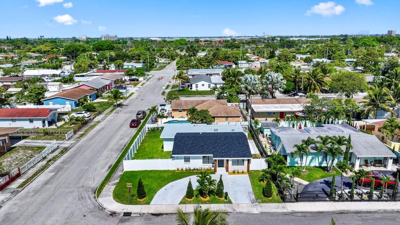 3349 El Vedado Court