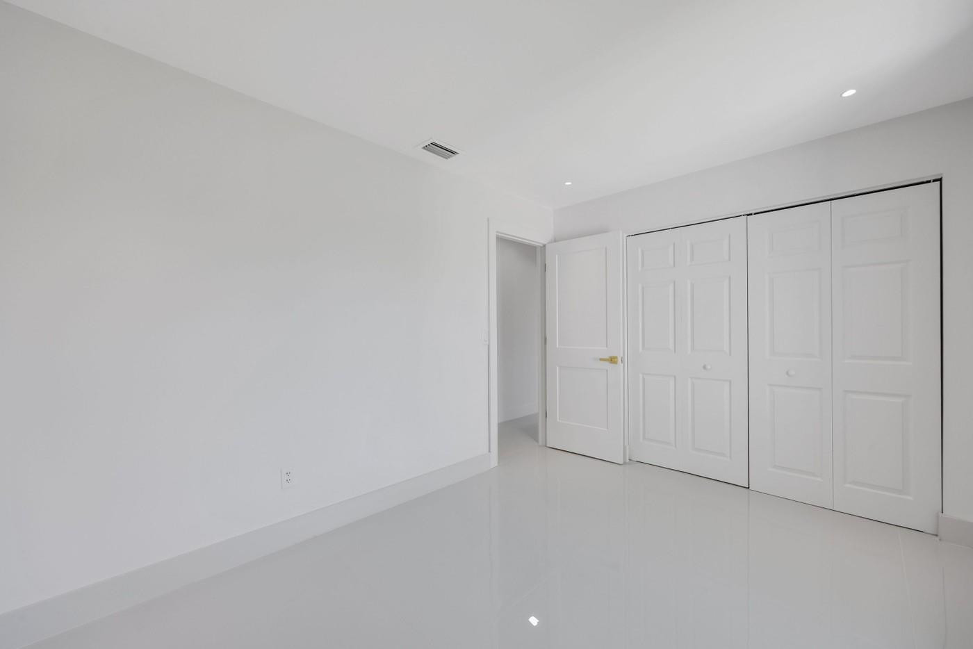 3349 El Vedado Court