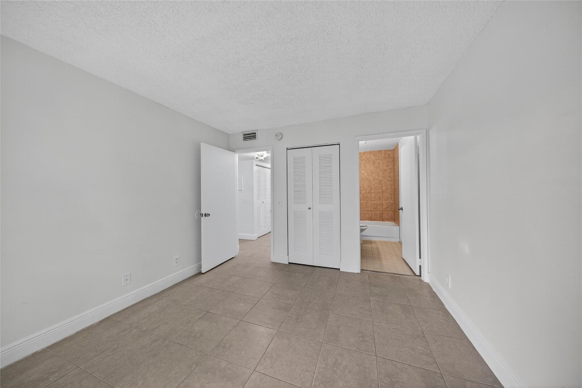 913 Meadows Circle 913