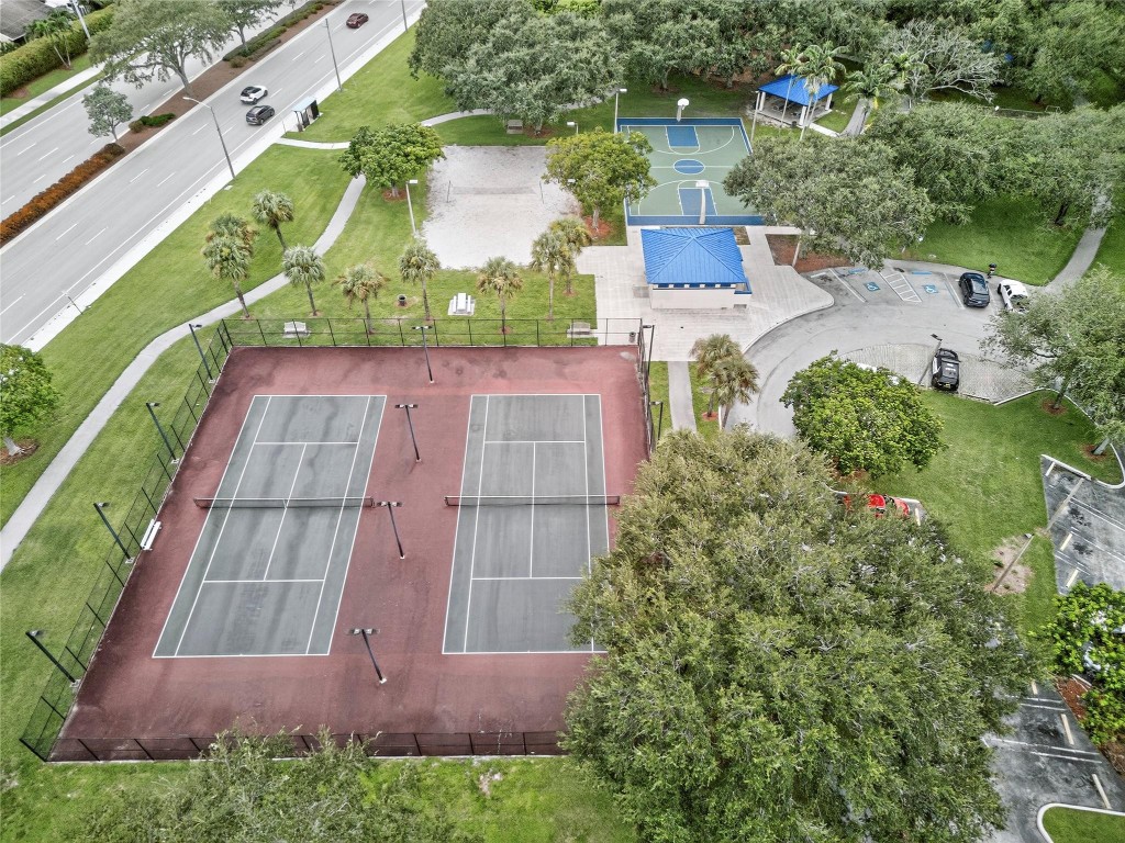 913 Meadows Circle 913