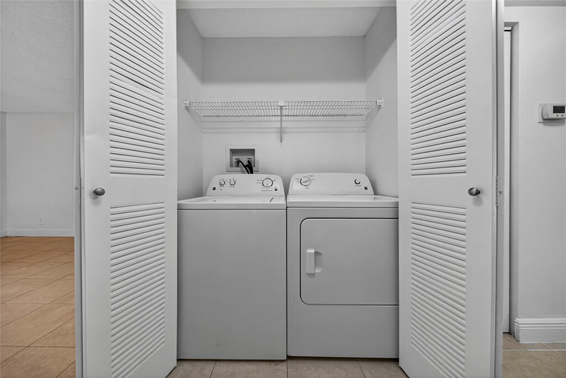 913 Meadows Circle 913